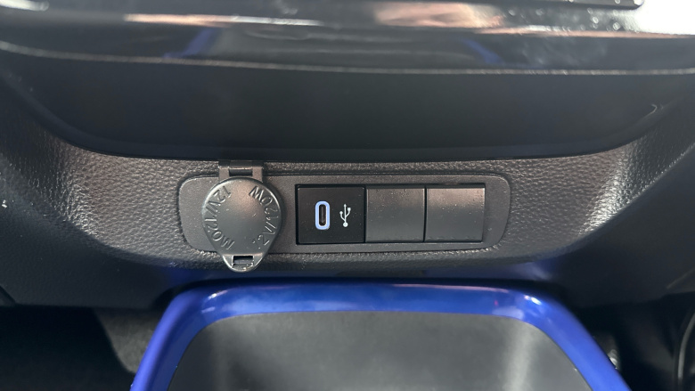 Toyota Aygo X 1.0 VVT-i Edge 5dr Petrol Hatchback